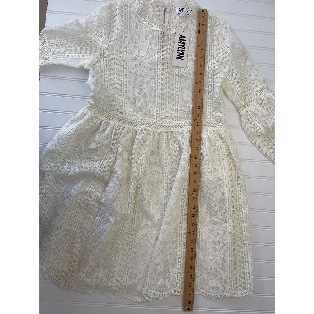 NWT Amy Lynn Theia Lace Mini Dress Beige Floral Bell Sleeve Mock Neck Large - Picture 5 of 7